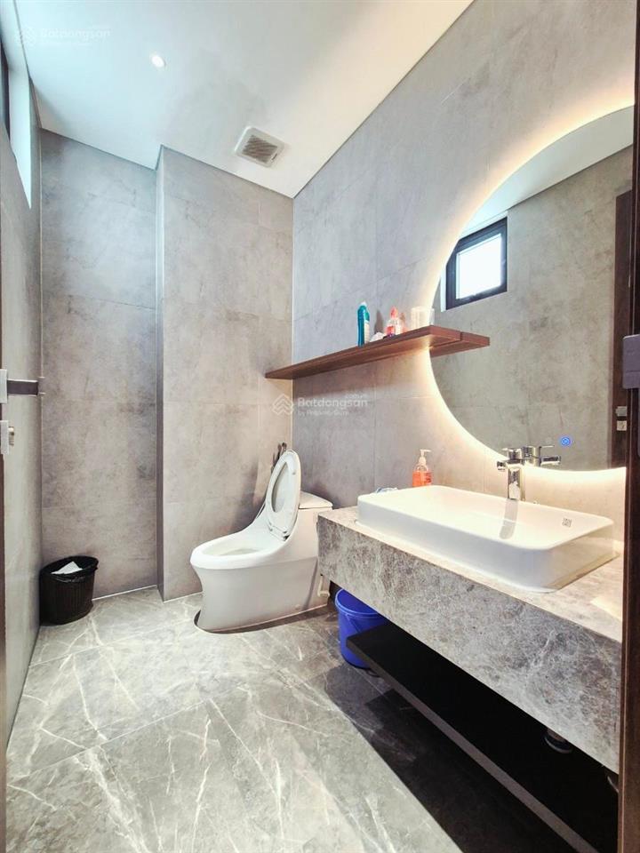 Bán nhà phố kim hoa. dt. 40m. mt 3,5m. 5 tầng. giá. 8,5 tỷ.