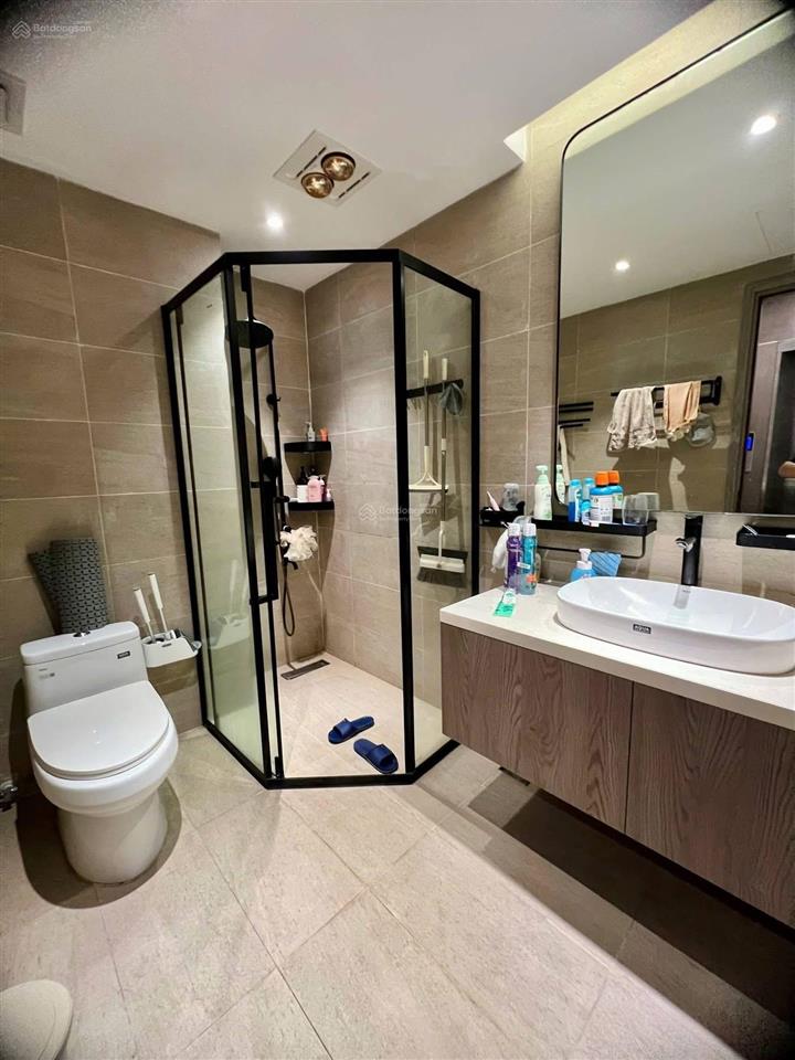 Bán nhà mặt phố đại từ. 45m. mt 4,5m. 6 tầng. 10 tỷ.