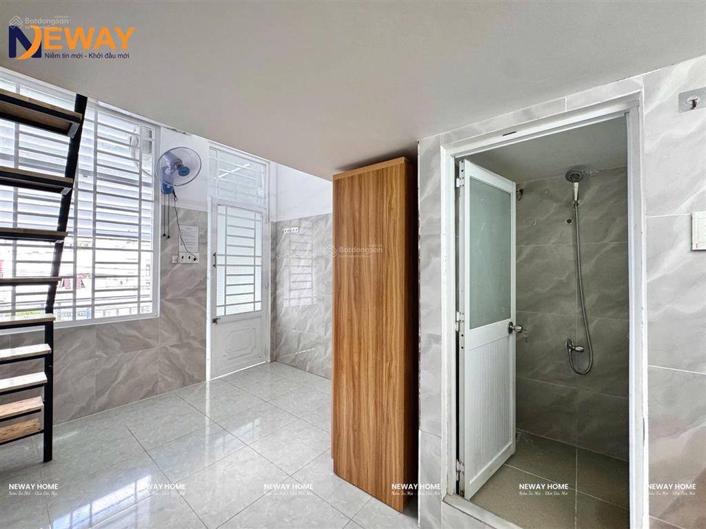 Cho thuê phòng trọ mới xây  thang máy  ban công  sát bên đh văn hiến