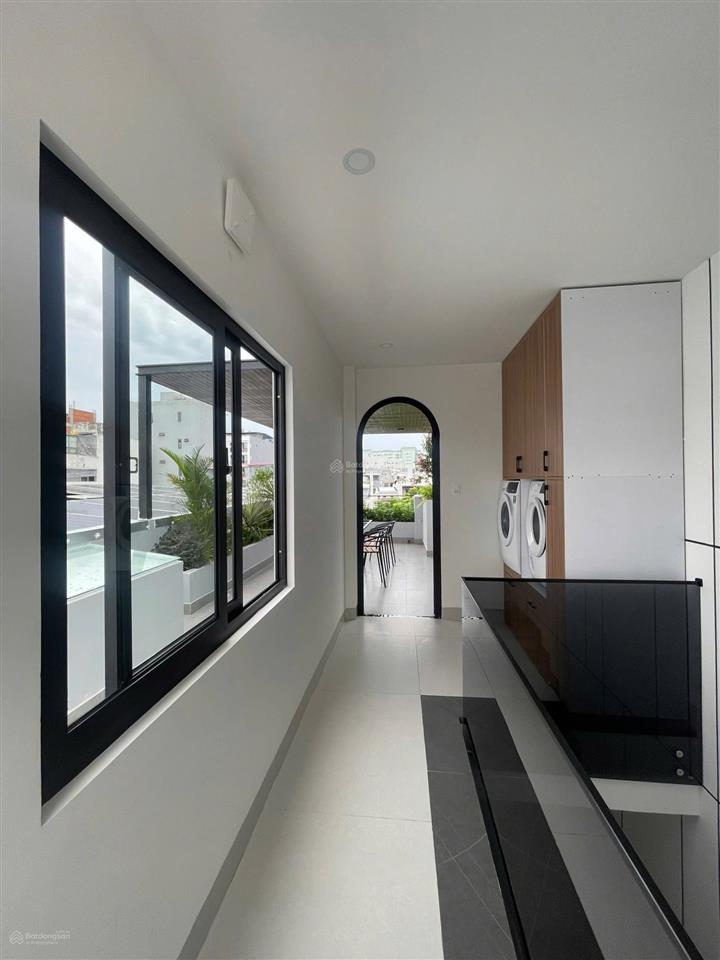 Cho thuê căn villa có hồ bơi  khu nam việt á  villa rất đẹp mới
