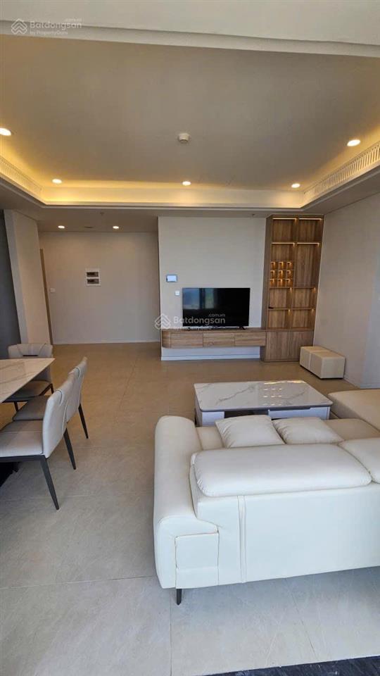 Rõ ràng cho thuê giá hời thị trường  căn panoma 3 pn giá chỉ 45 triệu/ tháng