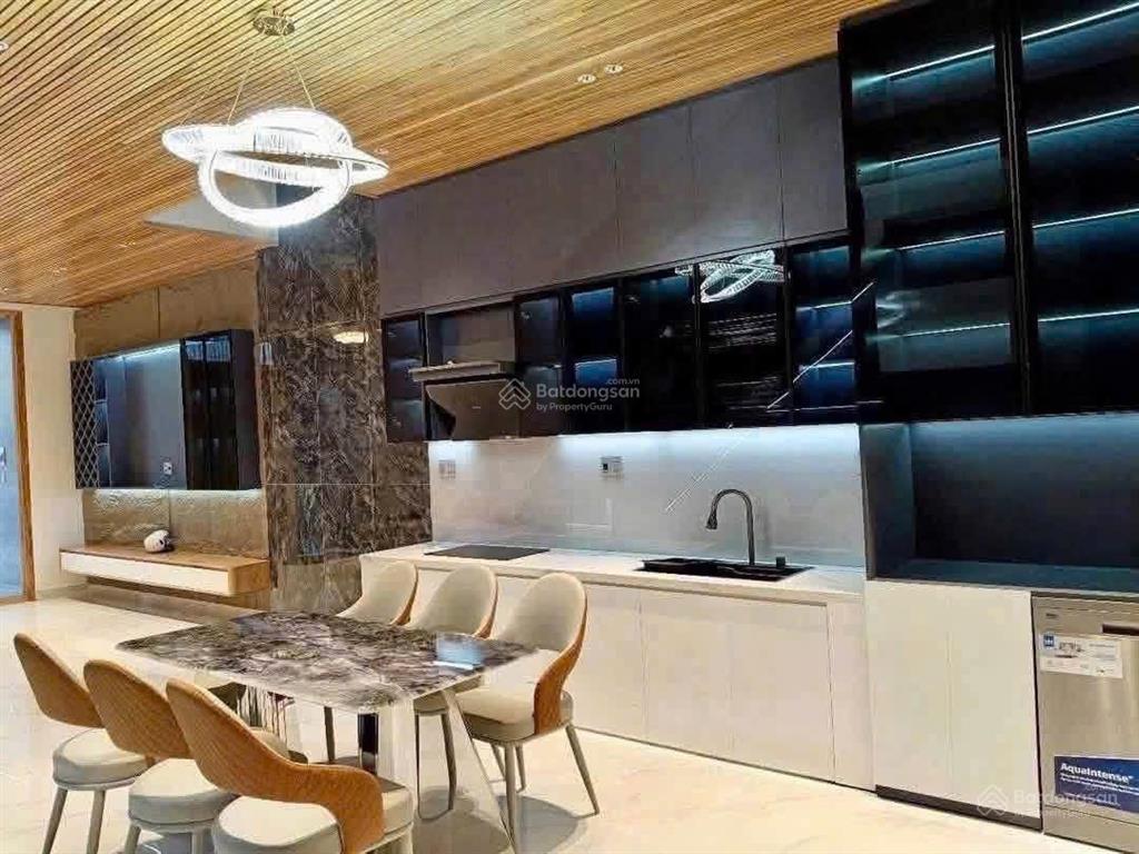 Cho thuê nhà đẹp 3 tầng 3 phòng ngủ hòa xuân cẩm lệ  mt đường trần kim xuyến