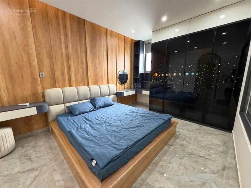 Cho thuê nhà đẹp 3 tầng 3 phòng ngủ hòa xuân cẩm lệ  mt đường trần kim xuyến