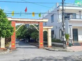 Chính chủ gửi bán gấp lô f0 mặt đường trung dũng, đồ sơn.
 diện tích 50m2  ngang 4m vuông vắn
 đ