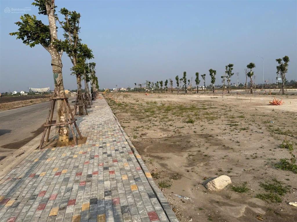 Lô đất tái định cư trong vinhomes dương kinh vị trí đẹp, giá siêu hời