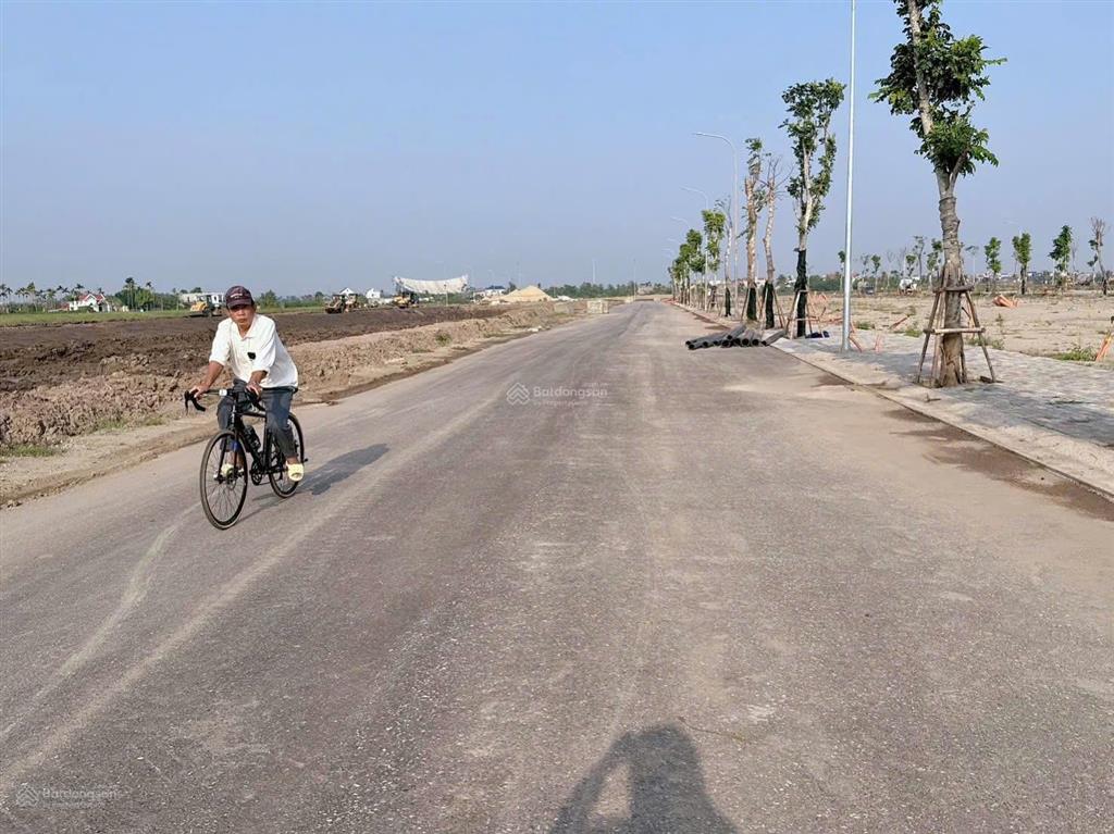 Lô đất tái định cư trong vinhomes dương kinh vị trí đẹp, giá siêu hời