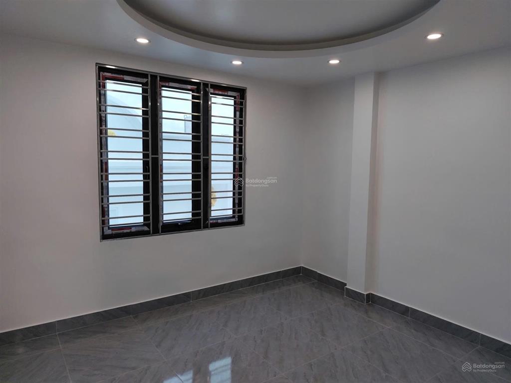 Chính chủ gửi bán nhà 3 tầng  vọng hải  hưng đạo nhà mới đẹp, ở ngay