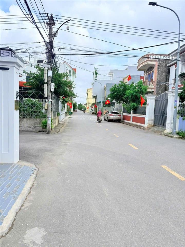 Chỉ hơn 1 tỷ sở hữu ngay lô đất trung tâm ngay cạnh ubnd phường dương kinh, hàng hiếm