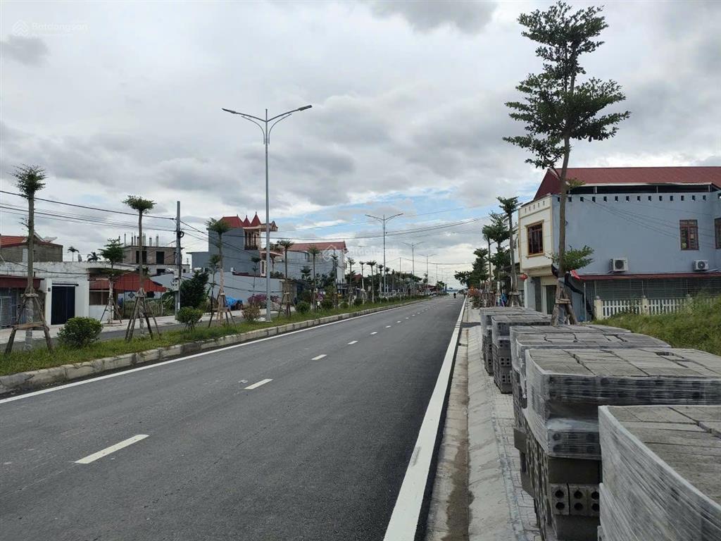 Lô đất 102m2 mặt đường hải phong gần vinhomes dương kinh chỉ 4,0x tỷ