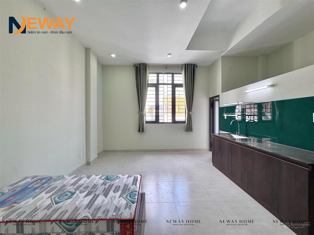 Cho thuê studio ban công/cửa sổ full nội thất, thang máy, bảo vệ  cạnh etown cộng hòa, sân ga t3