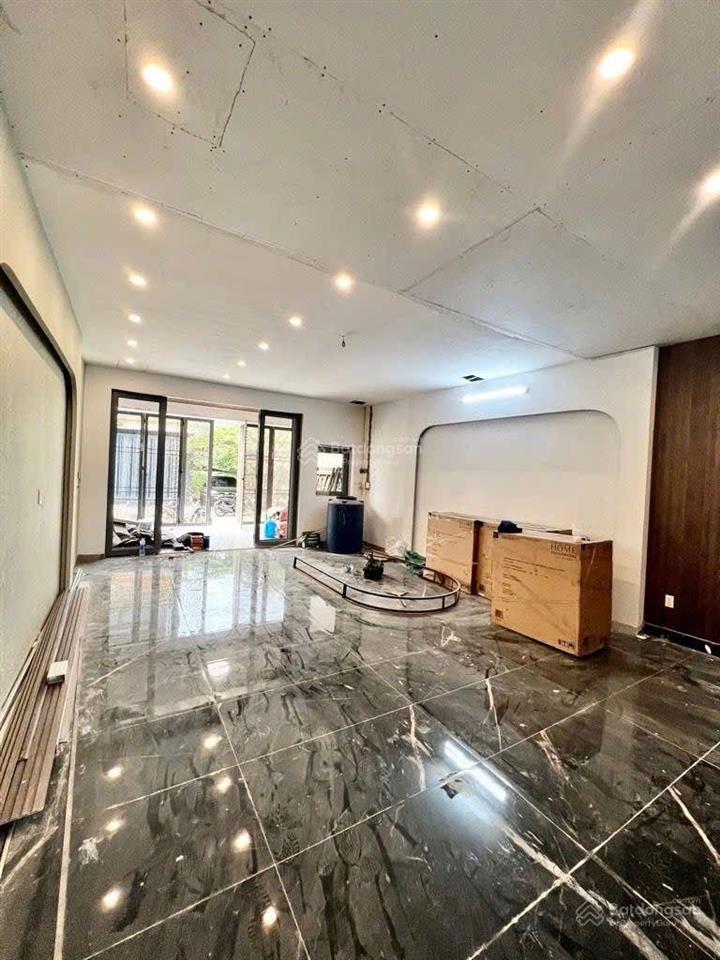 Nhà mới đẹp tỉnh lộ 10 (6x21m) gần ngã tư bà hom  khu phân lô cao tầng  chỉ 6,2 tỷ tl