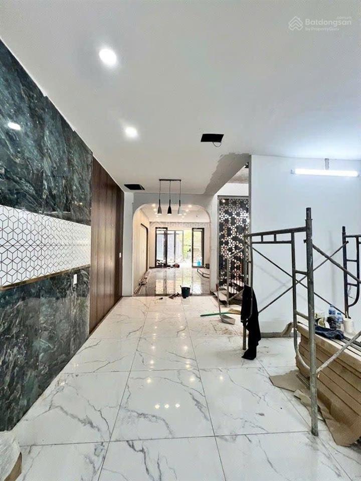 Nhà mới đẹp tỉnh lộ 10 (6x21m) gần ngã tư bà hom  khu phân lô cao tầng  chỉ 6,2 tỷ tl