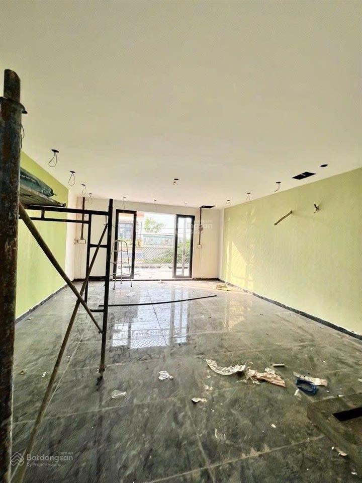 Nhà mới đẹp tỉnh lộ 10 (6x21m) gần ngã tư bà hom  khu phân lô cao tầng  chỉ 6,2 tỷ tl