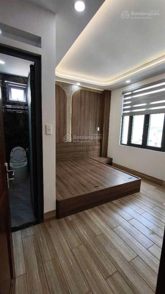 Chiến lược  nhà 5 tầng  (80m2)  5pn  đường 7m thông  funll nội thất  thang máy  giá 11tỷ