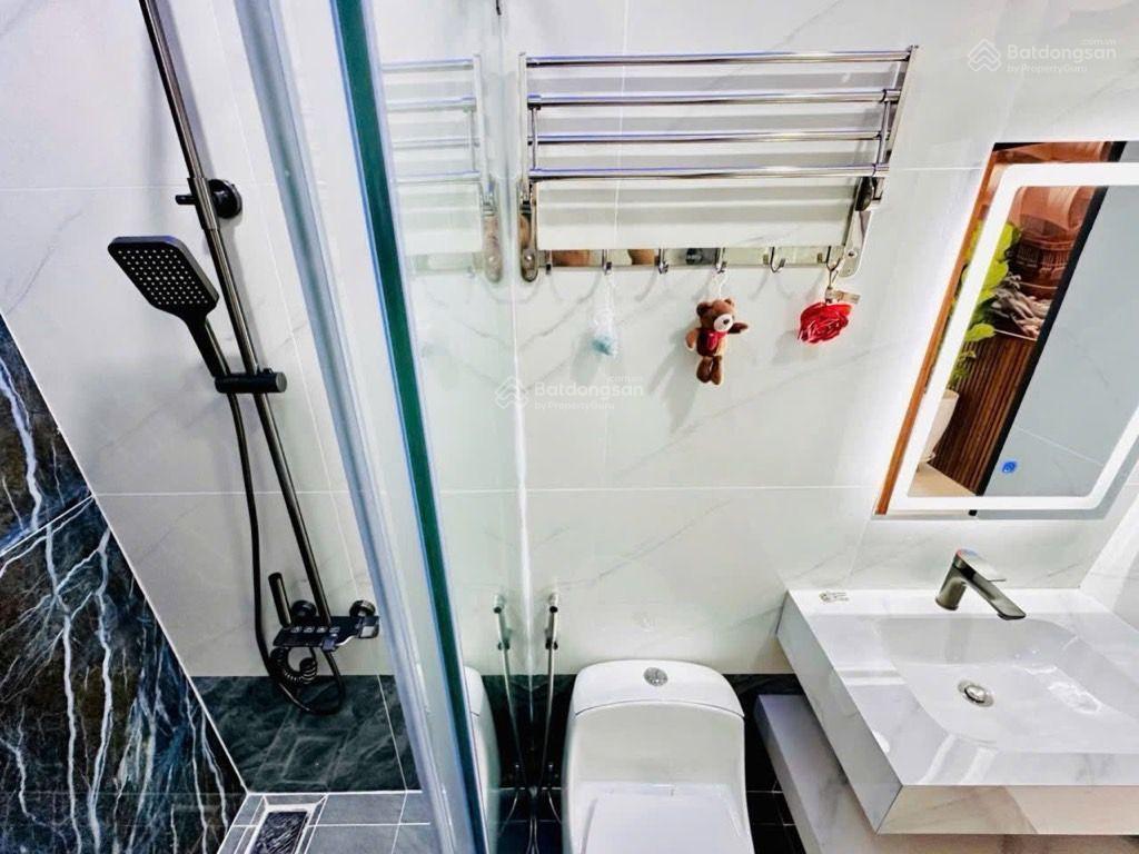 Nhà 5 tầng mới (4x18m) 5pn  thang máy  hxh tránh  khu phân lô  chiến lược chỉ 8.8tỷ (tl)