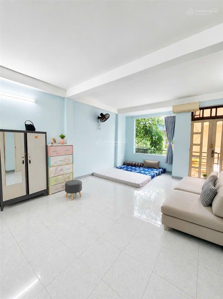 Nhà mã lò  3 tầng  (5x16m)  4pn  hxh 7m  sát khu tên lửa  gần bv bình tân  chợ  chỉ7.99 tỷ
