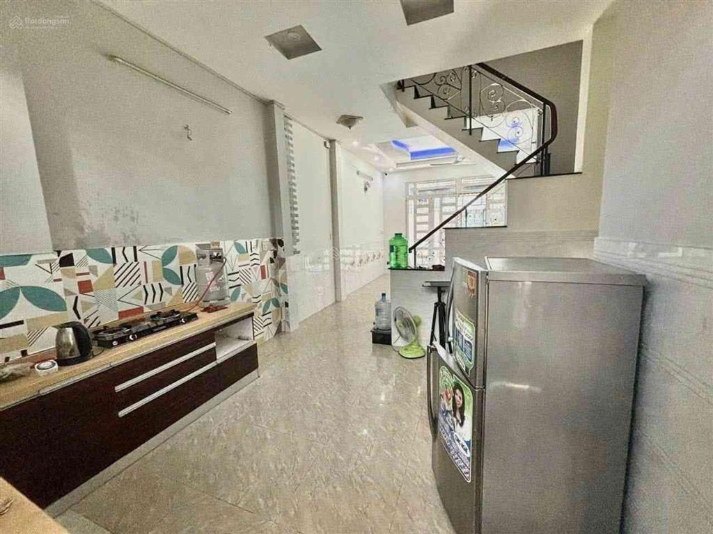 Nhà 4 tầng 2mt  hẻm nhựa 7m  kd cho thuê 15 tr/th  hương lộ 2  (5x15m)  4pn  chỉ 8.3 tỷ