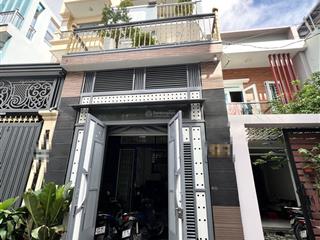 Nhà đẹp 2 mặt thoáng  gần chợ bà hom  3 tầng  (4x17m)  4pn  sát tỉnh lộ 10  chỉ 6.695 tỷ