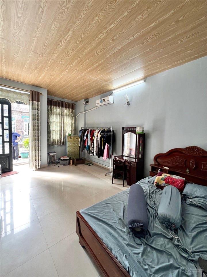 Nhà đẹp 2 mặt thoáng  gần chợ bà hom  3 tầng  (4x17m)  4pn  sát tỉnh lộ 10  chỉ 6.69 tỷ