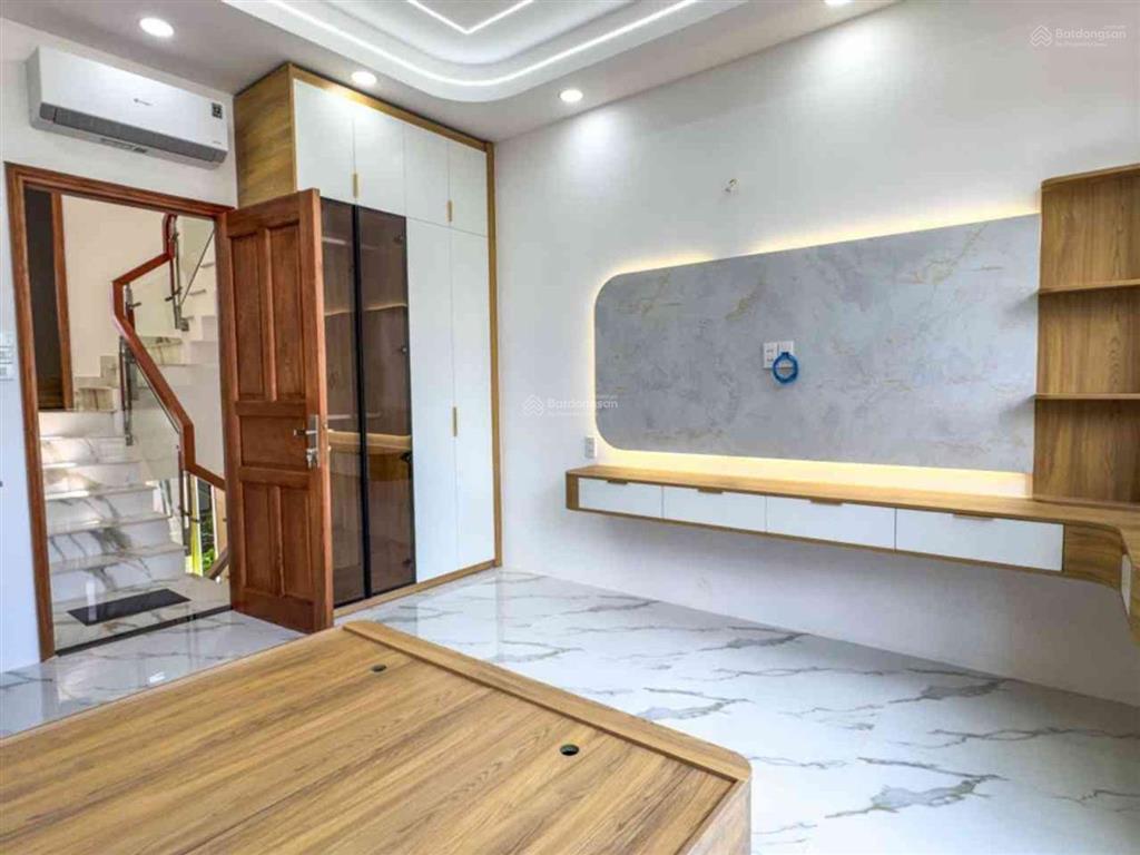 Giảm 100 triệu  chỉ còn 8,5 tỷ  nhà đẹp 5 tầng  ngay hương lộ 2  gần aeon bình tân  (4x13m)