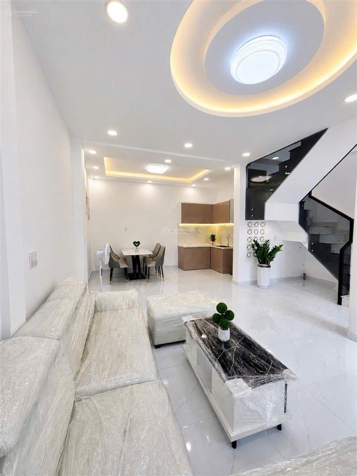 Ngang 6m  hxh  nhà btct (50m2) 2 tầng  2 pn  sát aeon tên lửa  gần trường học  chỉ 5.78 tỷ