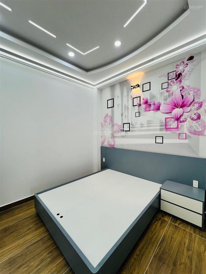 Nhà 5 tầng  thang máy  hxt 8m  (4.2x14m) 5pn  hương lộ 2  gần bốn xã bv btân  chỉ 8.3 tỷ