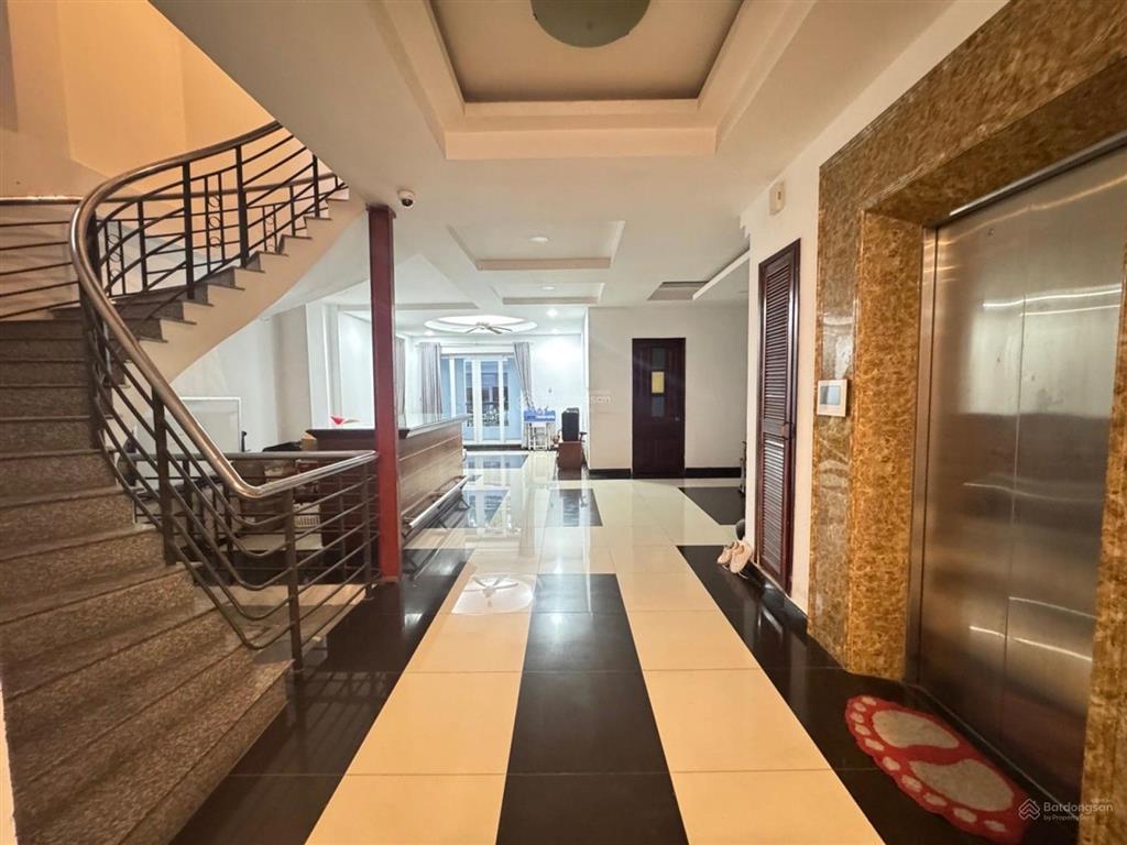 Tòa nhà 8 tầng q5  thang máy xịn  (9.8x17.4m) 19 pn  nguyễn trãi  lê hồng phong  chỉ 57,98 tỷ