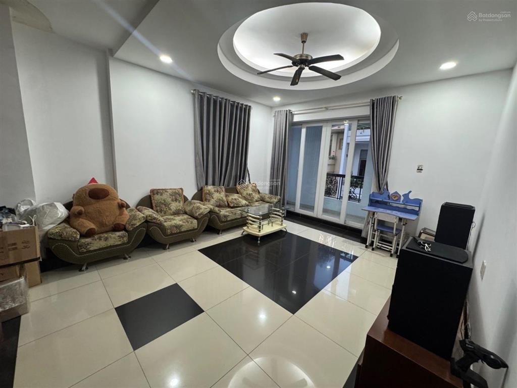 Tòa nhà 8 tầng q5  thang máy xịn  (9.8x17.4m) 19 pn  nguyễn trãi  lê hồng phong  chỉ 57,98 tỷ