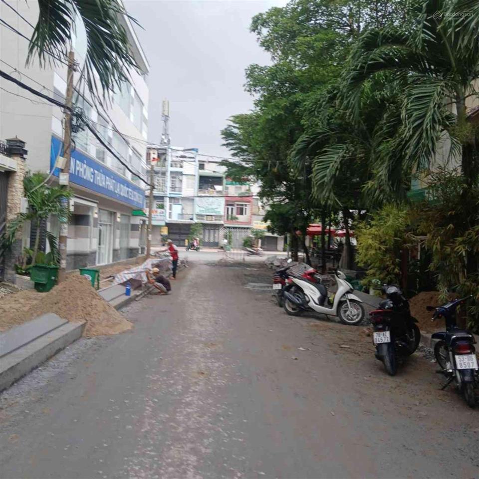 Bình tân  căn góc 3 mt  kdc nam hùng vương  4 tầng (4x20m) 6pn  gần võ văn kiệt  chỉ 11.5 tỷ