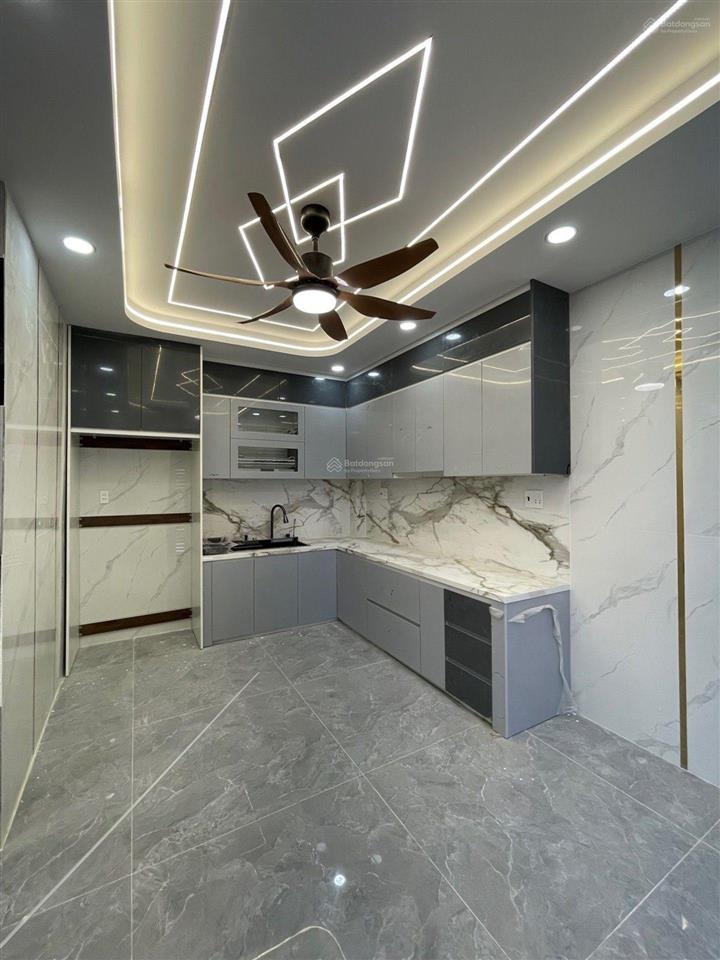 Nhà 5 tầng lô góc  hương lộ 2 (5.8x12m) 5pn  full nội thất  hxh 6m  gần tên lửa  chỉ7.45 tỷ