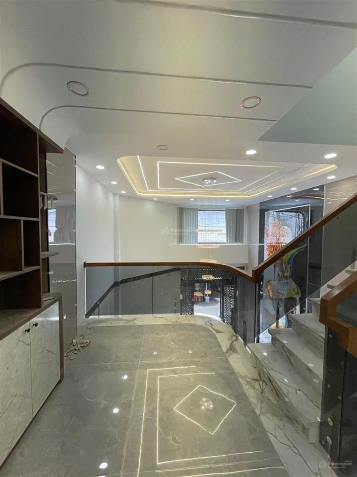 Nhà 5 tầng lô góc  hương lộ 2 (5.8x12m) 5pn  full nội thất  hxh 6m  gần tên lửa  chỉ7.45 tỷ