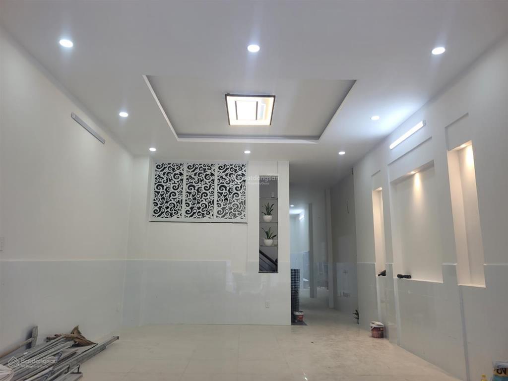Nhà khu ao sen tên lửa  4 tầng  (5x20m)  5pn  view công viên  sát aeon mall  chỉ 14,5 tỷ
