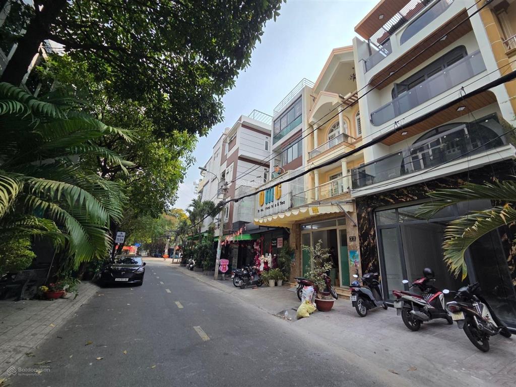Kdc tên lửa  mtkd sát công viên  đường số 24  (4,5x20m)  4 tầng  4pn  thang máy  chỉ14.79tỷ