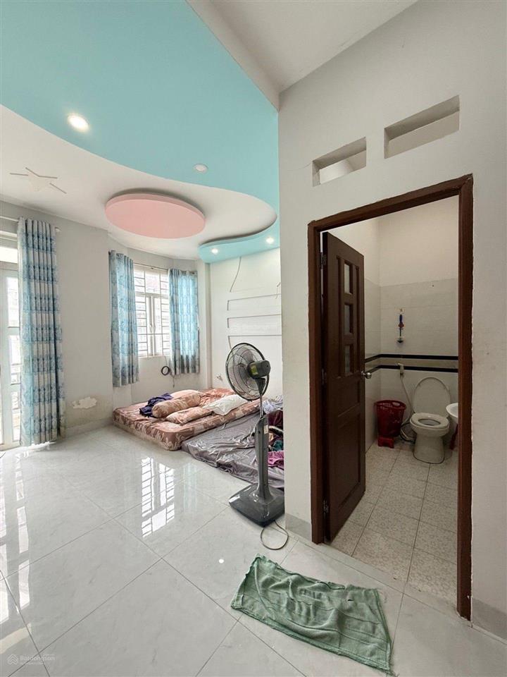 Bình trị đông  ngay lê văn quới  hương lộ 2  hẻm xe hơi 6m  4 tầng (5x16m) 4pn  chỉ 7,85 tỷ