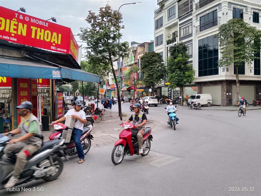 Chính chủ cho thuê nhà liền kề tại kđt tân triều  ngã 3 yên xá  chiến thắng