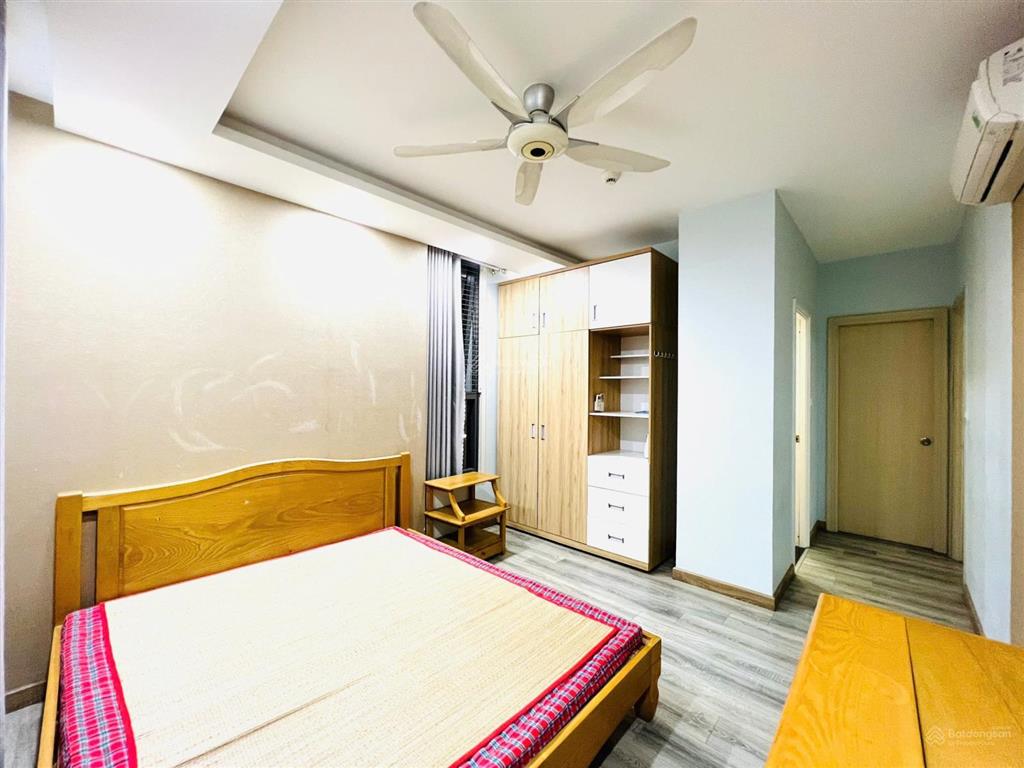 Bán căn hộ chung cư garden gate (chủ đầu tư novaland) 3pn 2wc 103m2 sát bên công viên gia định