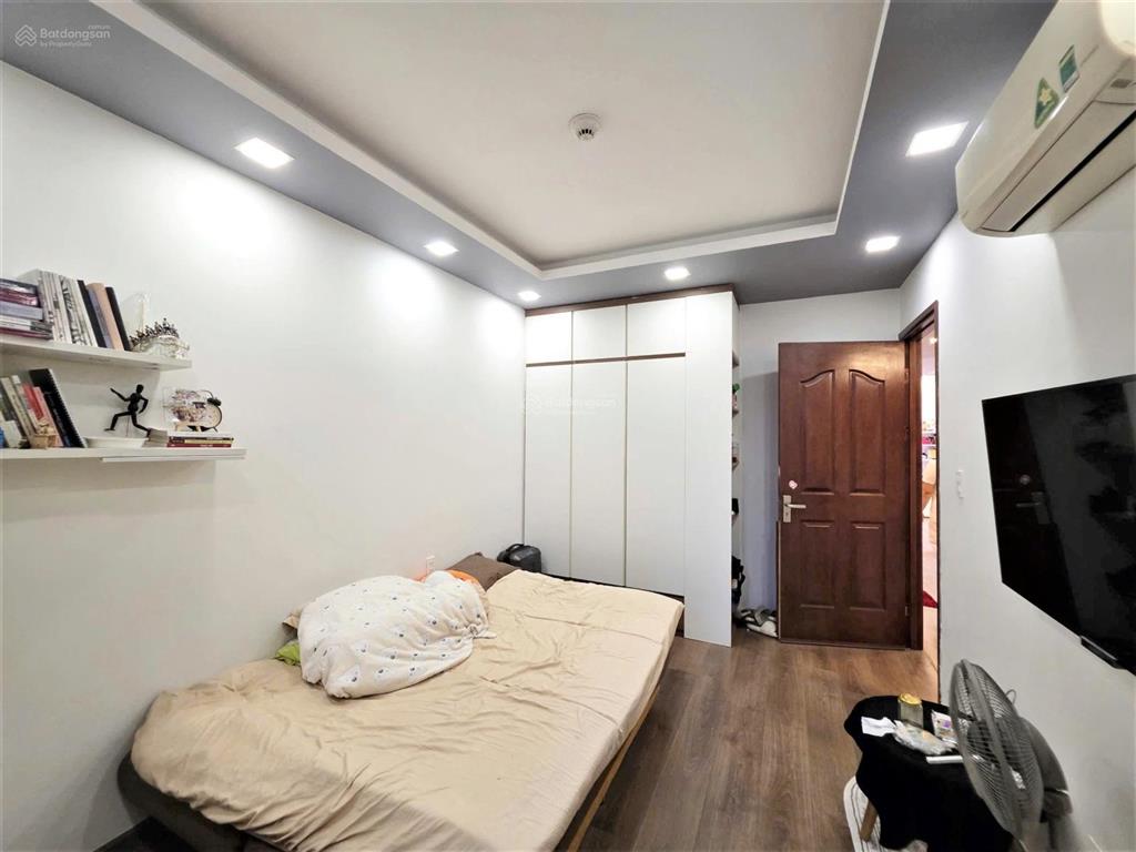 Bán căn hộ chung cư garden gate (chủ đầu tư novaland) 3pn 2wc 103m2 sát bên công viên gia định