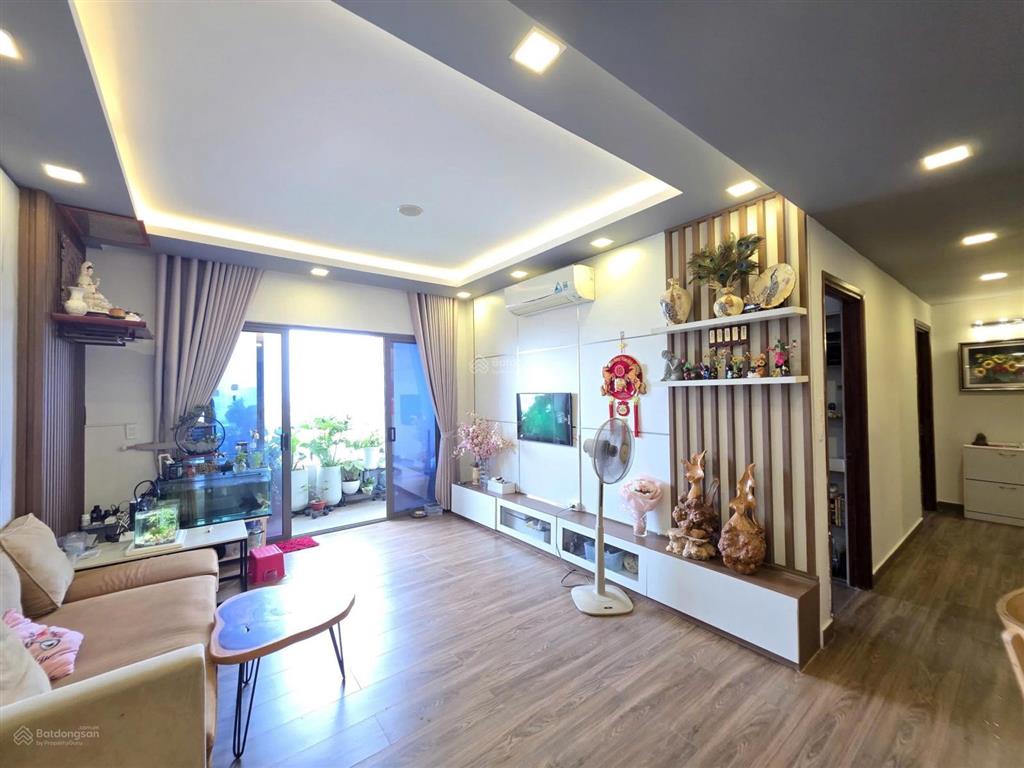 Bán căn hộ chung garden gate (chủ đầu tư novaland) 3pn 2wc 105m2 đã có sổ hồng sát công viên gđ
