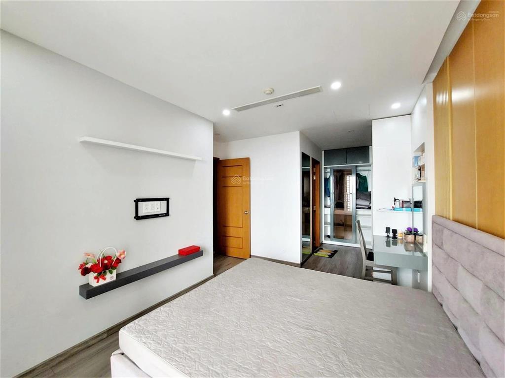 Bán căn hộ chung cư garden mansion (chủ đầu tư novaland) 3pn 2wc 85m2 gần công viên gia định