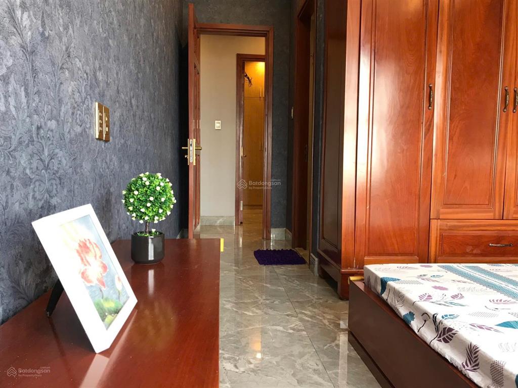 Bán căn hộ chung cư garden gate (chủ đầu tư novaland) 3pn 2wc 85m2 sát bên công viên gia định
