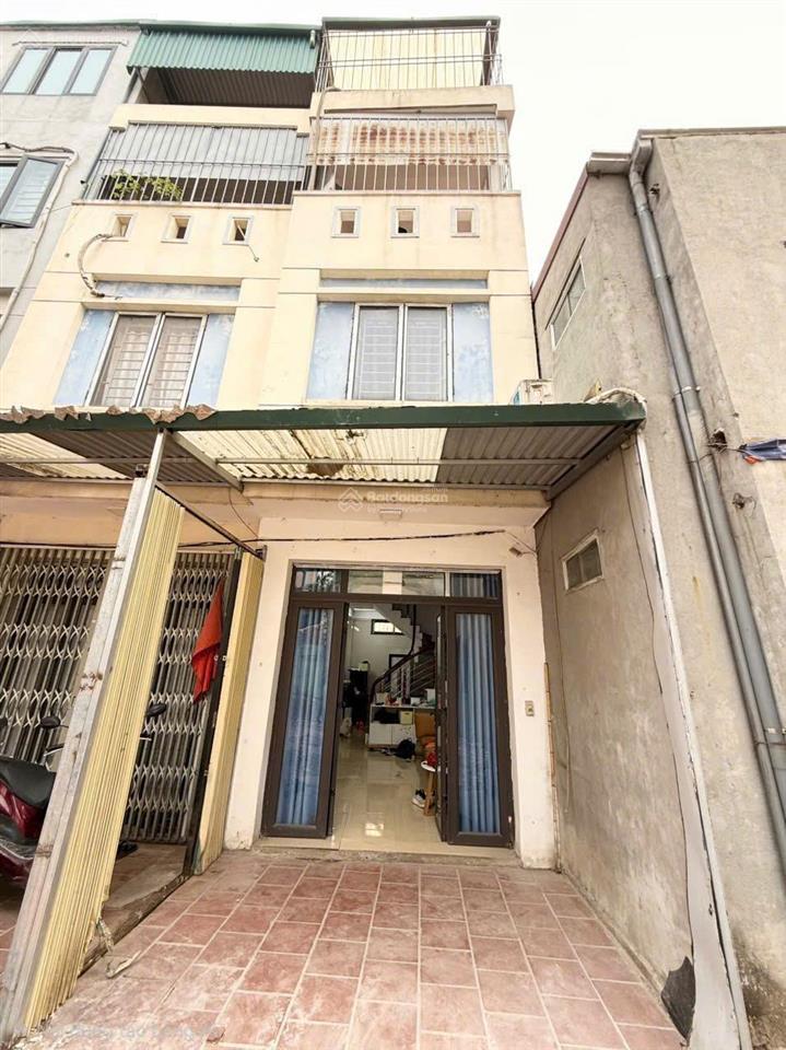 Cực hiếm! bán nhà yên nghĩa 33m²  nhà đẹp, 3t1t, nở hậu, sân riêng, cách đường ô tô 30m, 5.8 tỷ