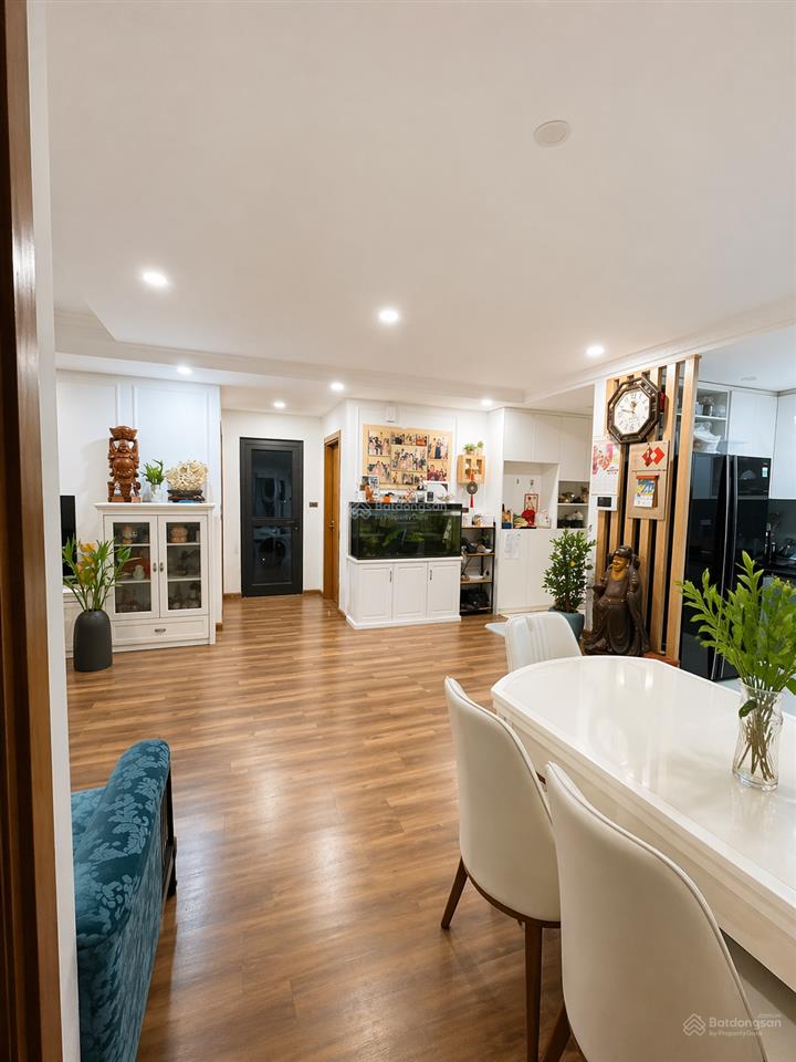 Chính chủ hạ giá bán nhanh căn goldmark city r1 3pn đẹp, full đồ, tặng slot ô tô. giá chỉ 8.9 tỷ