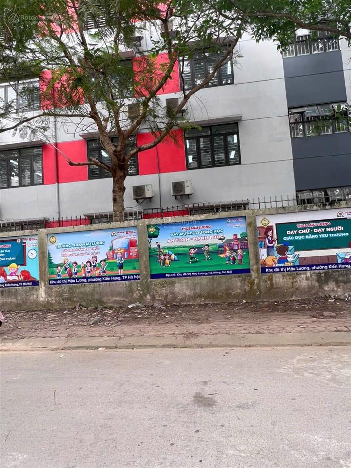 Chính chủ cần bán gấp đất 50m2 khu đấu giá kiến hưng sát cổng trường thcs mậu lương. giá thoả thuận