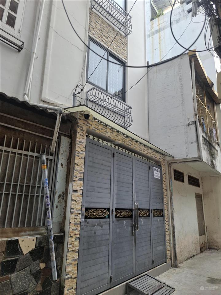 Bán nhà riêng tại 594/37, âu cơ, giá siêu hời 8,2 tỷ, 67m2, 5pn, 5wc