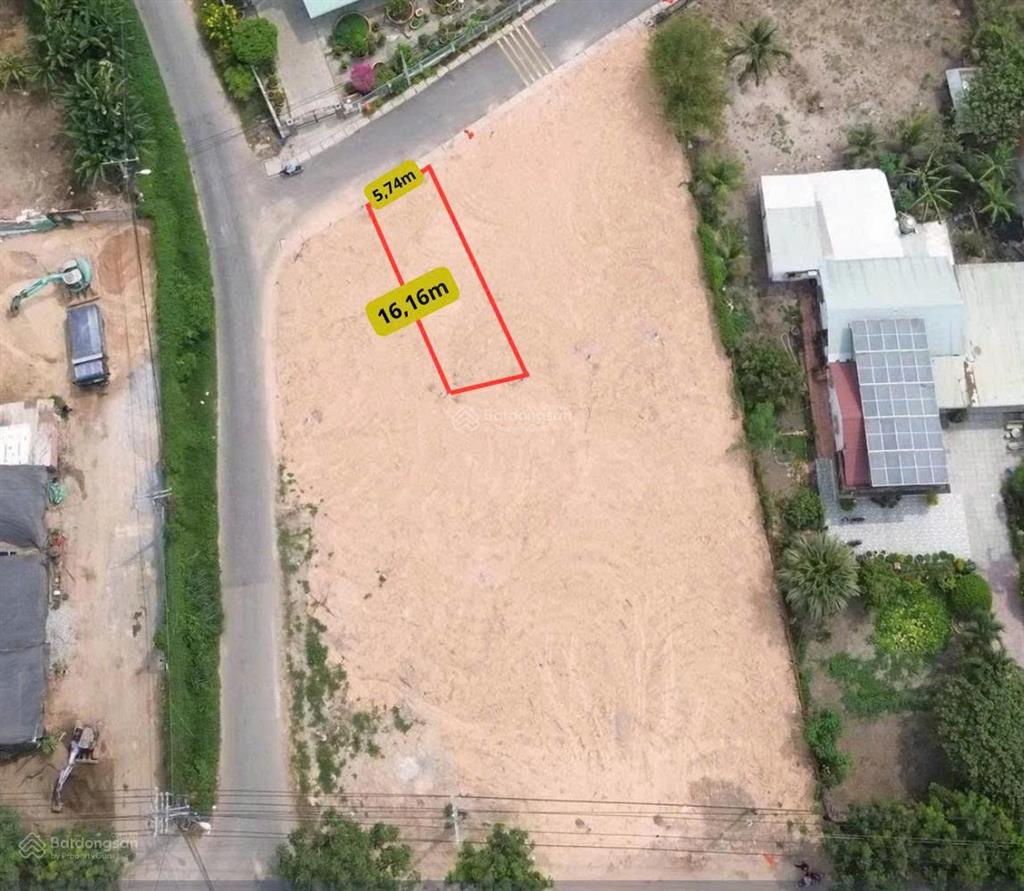 Chủ ngộp hạ giá 200tr ngay mt tl2 ngang 6m kế bên chợ việt kiều, sổ riêng sang tên công chứng ngay