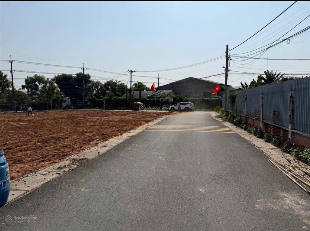 Chủ ngộp hạ giá 200tr ngay mt tl2 ngang 6m kế bên chợ việt kiều, sổ riêng sang tên công chứng ngay