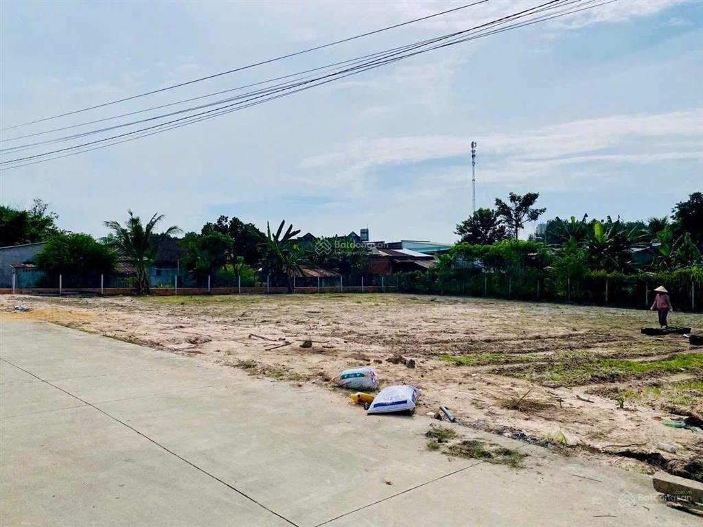 Chính chủ bán đất 5,5x24m thổ, kế kcn tân phú trung và bv xuyên á, sổ riêng xây dựng tự do
