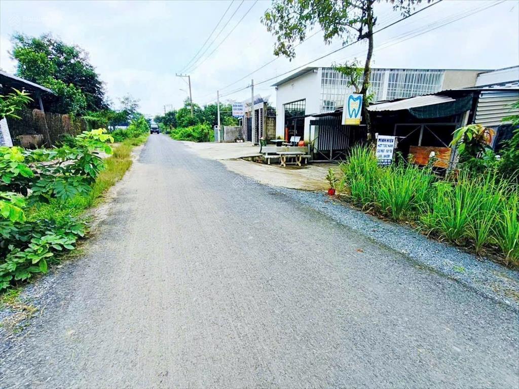 Chính chủ bán đất 5,5x24m thổ, kế kcn tân phú trung và bv xuyên á, sổ riêng xây dựng tự do