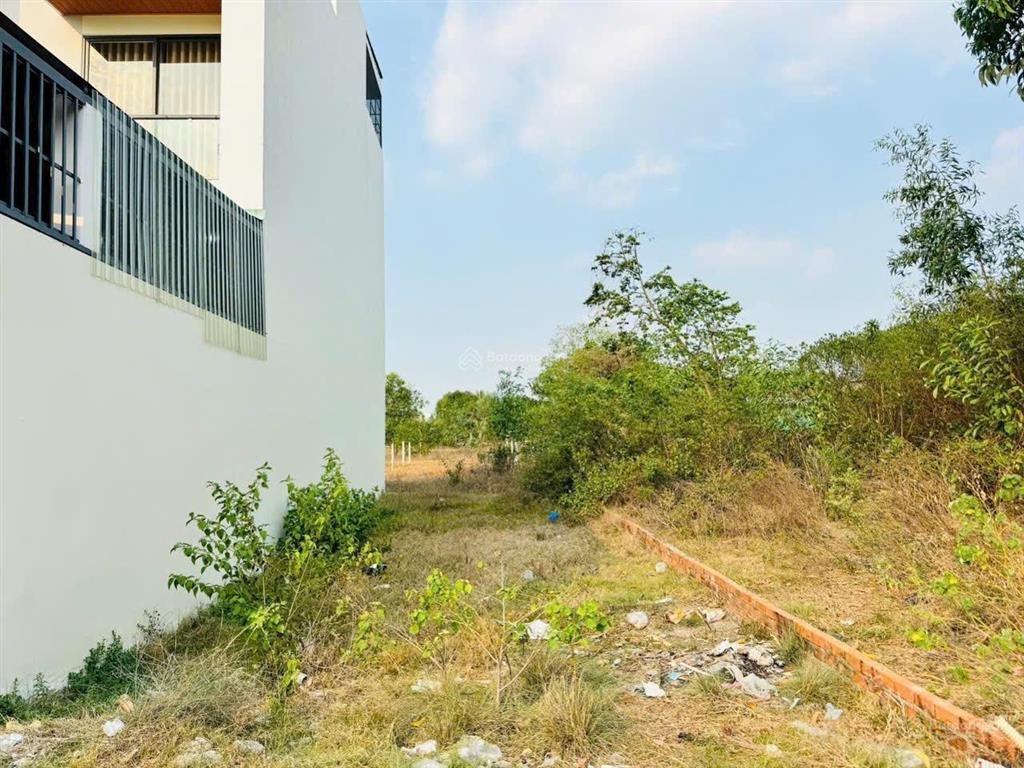 Chủ ngộp bán gấp lô 5x17m ngay ấp cây sộp củ chi, đường nhựa 8m