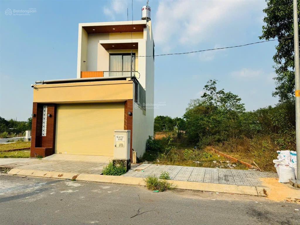 Chủ ngộp bán gấp lô 5x17m ngay ấp cây sộp củ chi, đường nhựa 8m